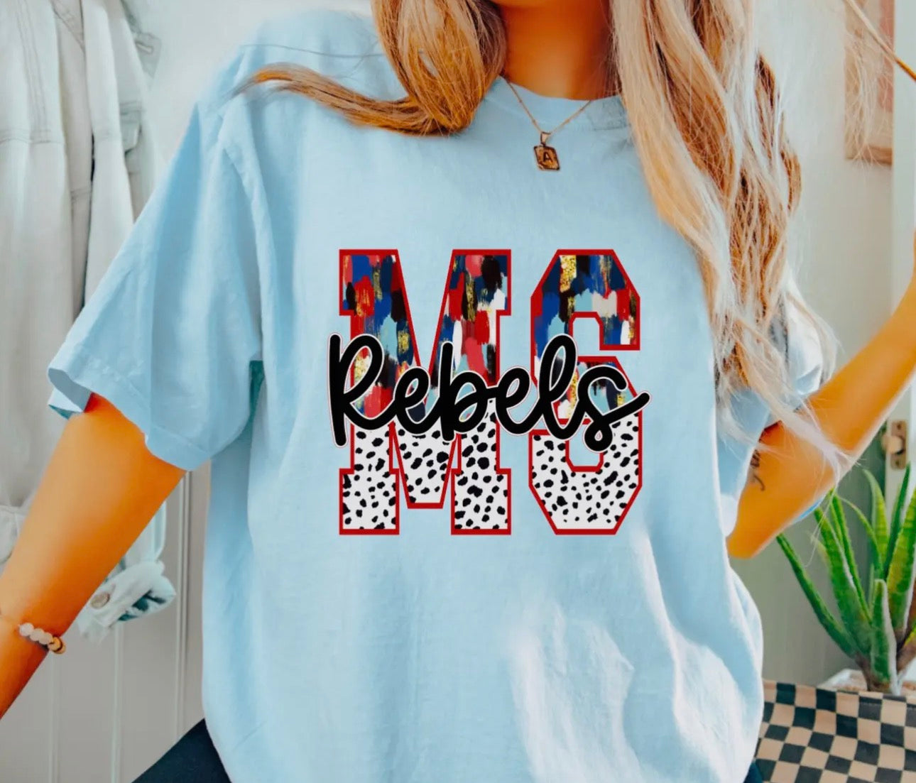 Watercolor Ole Miss graphic tee
