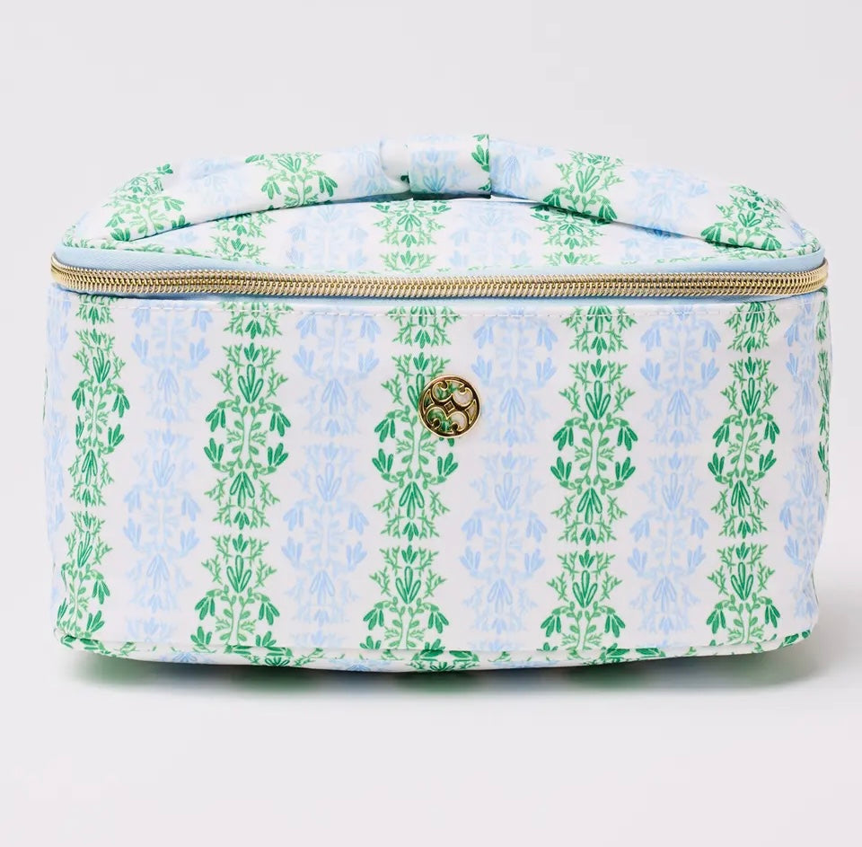 Kiss and Makeup Bag|Heirloom Vine