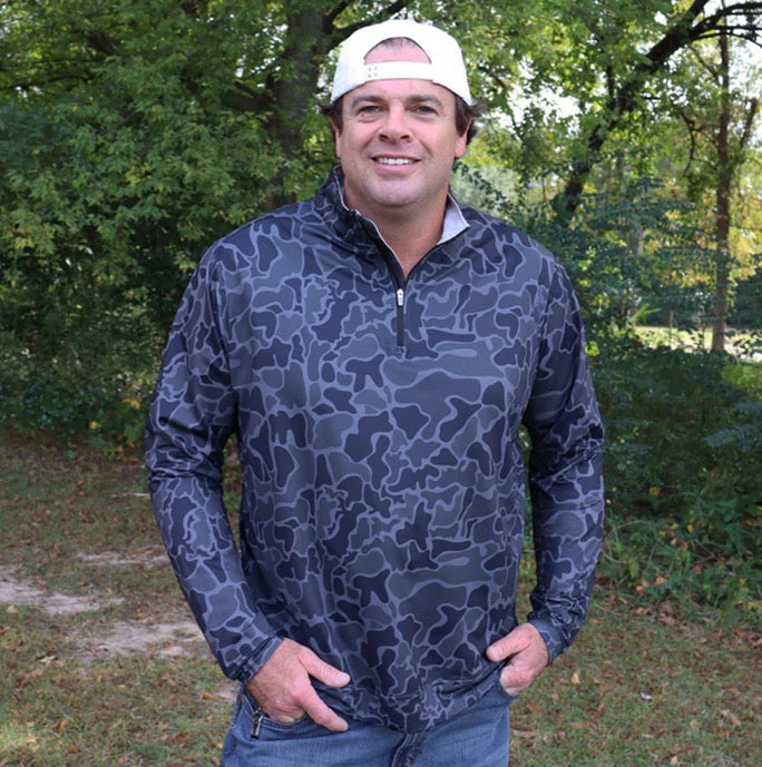 Southern limits 1/4 zip black camo