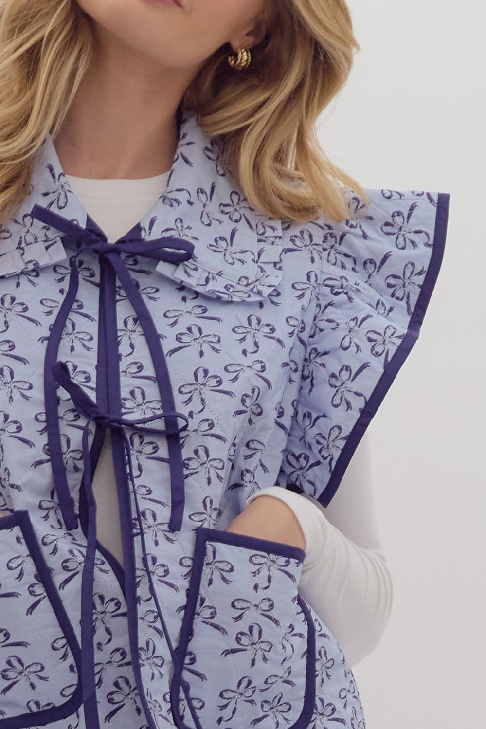 Blue Bow Print Contrast Binding Ruffle Vest
