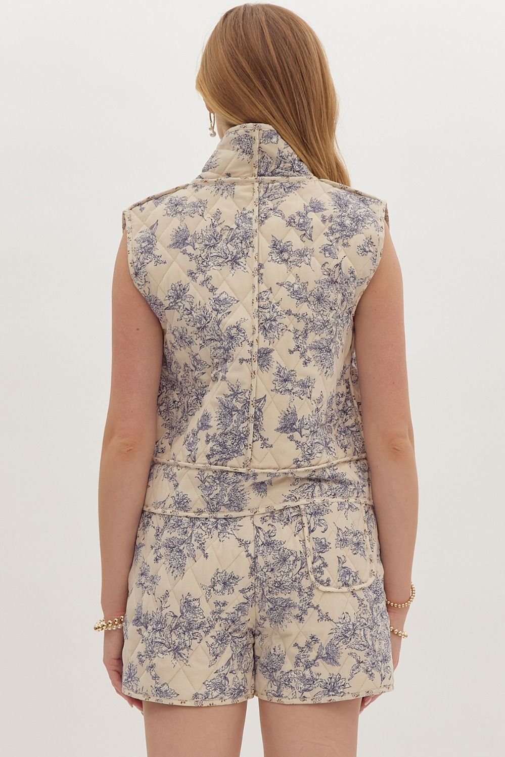Floral Quilted Ecru Set