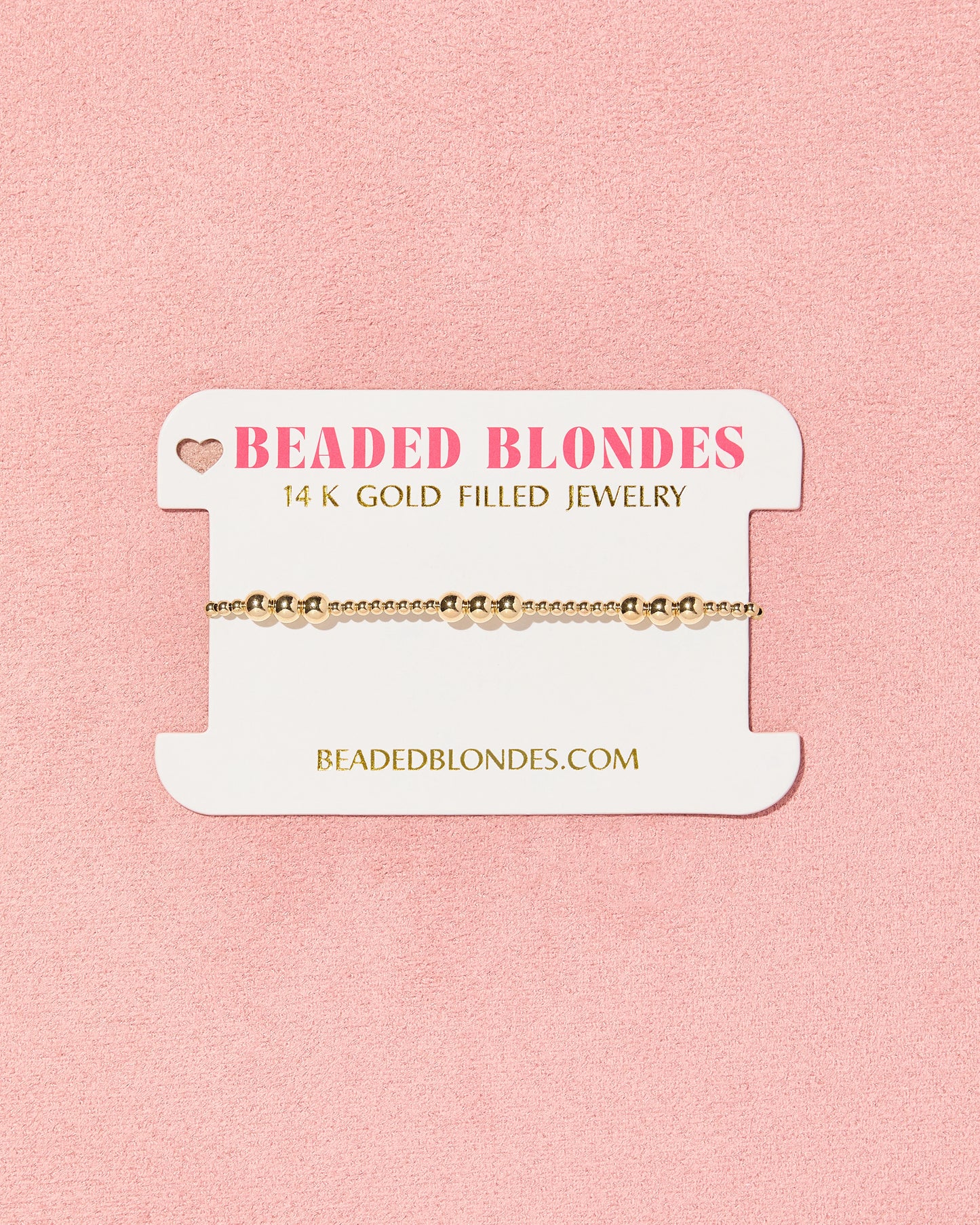ILY bracelet in Gold