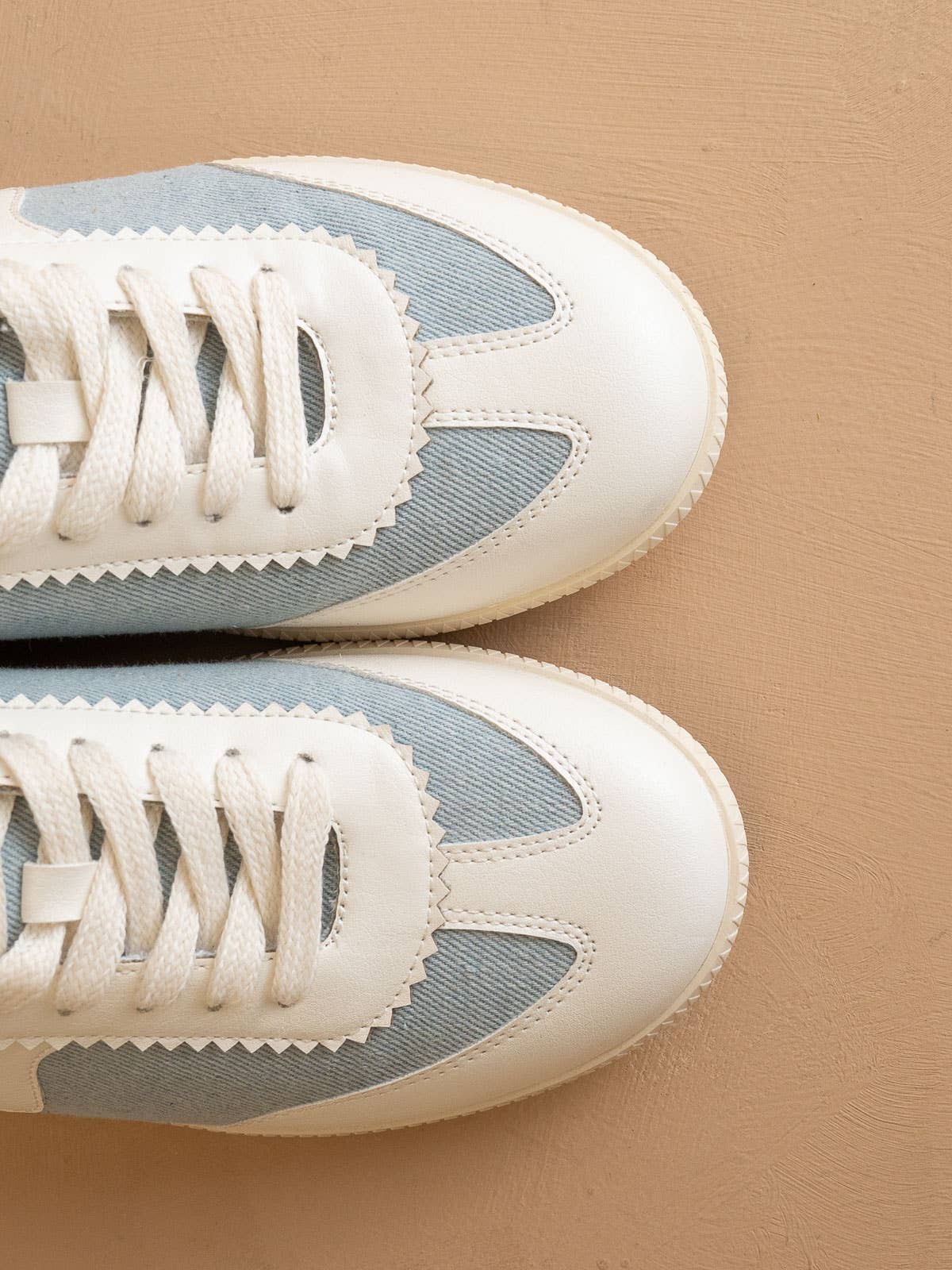 The Kyla | Denim Classic Low Top Sneakers: DENIM