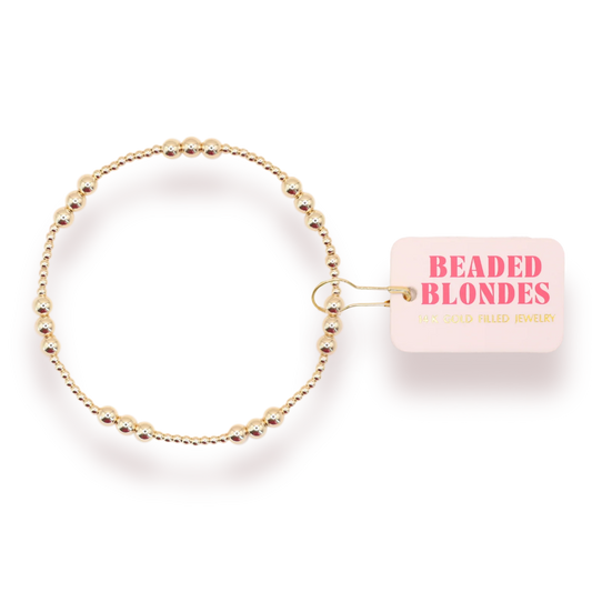 ILY bracelet in Gold