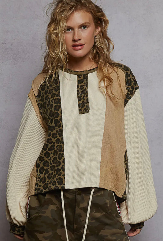 POL round neck thermal contrast top