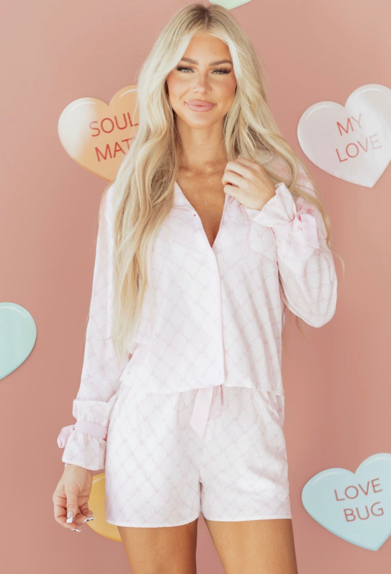 Pink bow lattice print pajamas