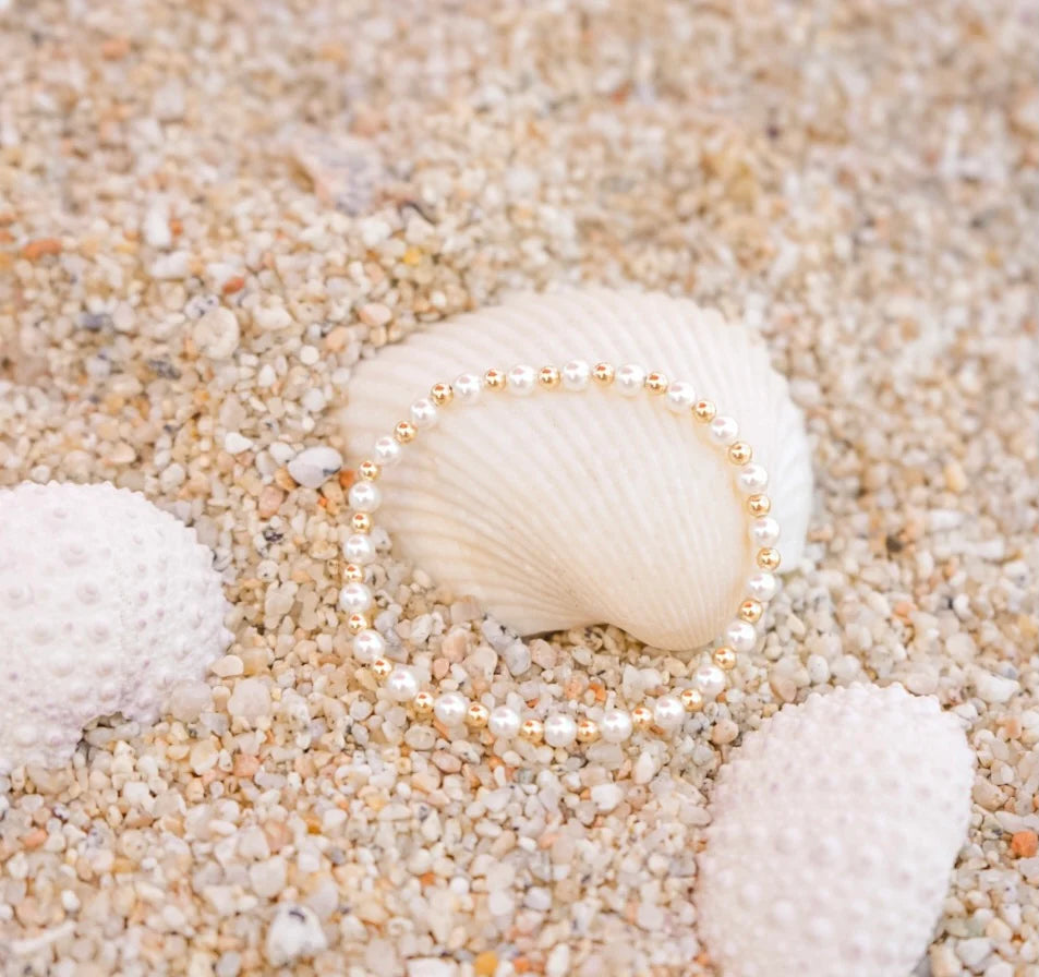 Luci Pearl Beaded Bracelet