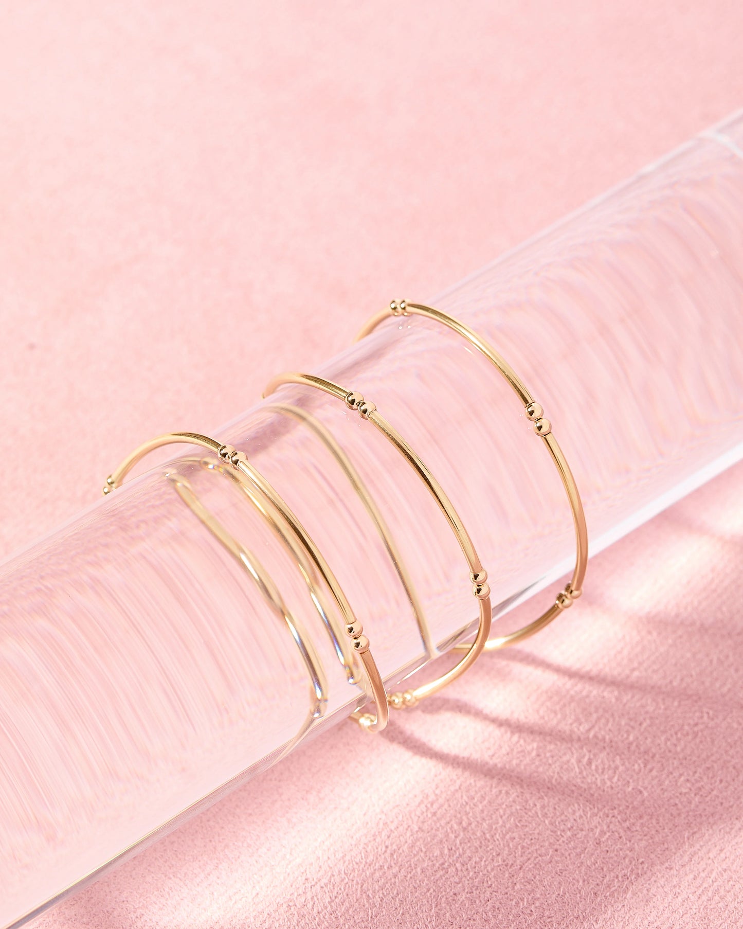Mollie Bar Bracelet in Gold