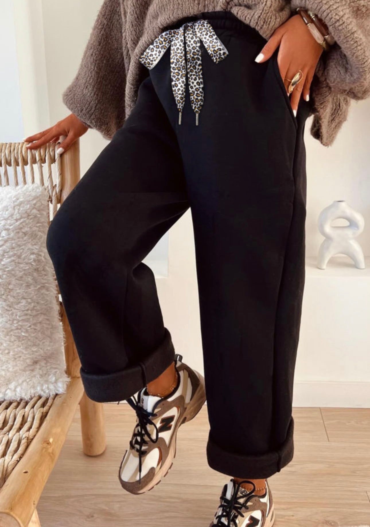Black Fleece Lined Leopard Drawstring Sweatpants