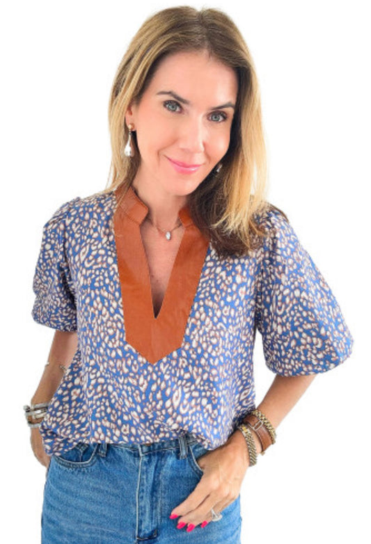 BLUE LEOPARD PRINT VNECK PUFF SLEEVE TOP